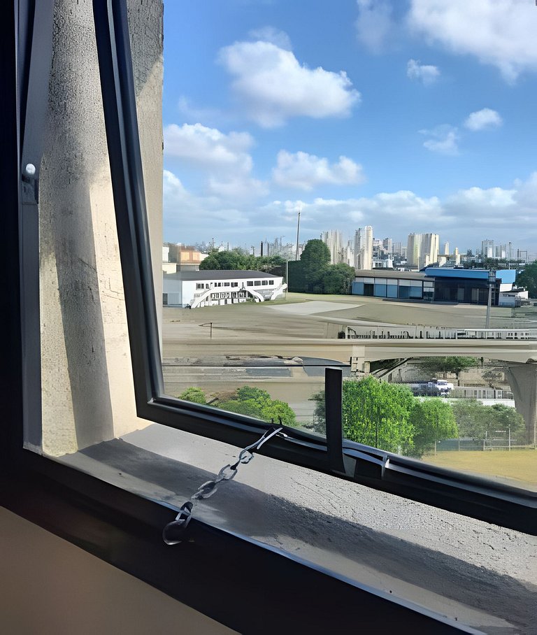 S502 - Flat acomoda família próximo a Congonhas